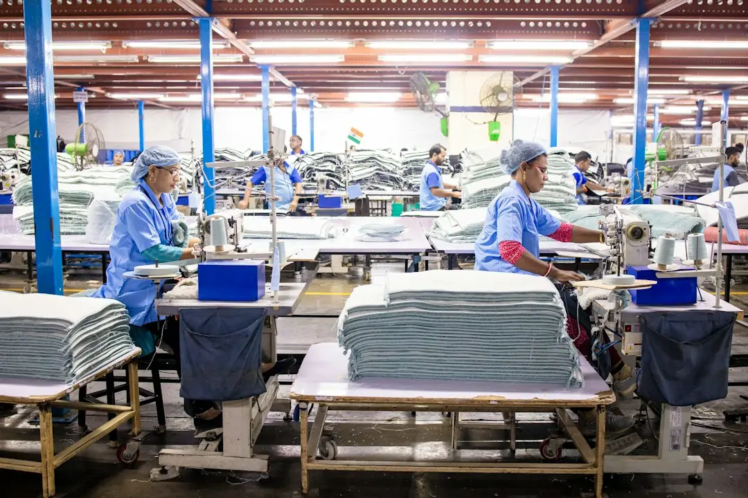 Factory CEO Accuses New CRO of Sharing Confidential Info with Rival